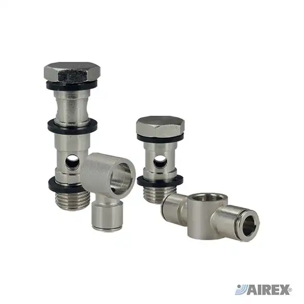 Raccordo automatico orientabile in ottone con anello singolo e doppio per massima flessibilità di montaggio. AIREX